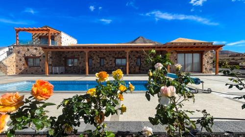 Villa Barbuja Guest House - Entire Villa