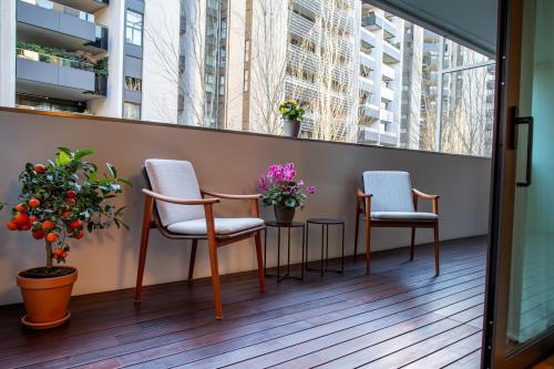 One-bedroom Apartment Unit G with Park View