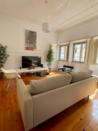 Apartment of charm with garden in Sintra center