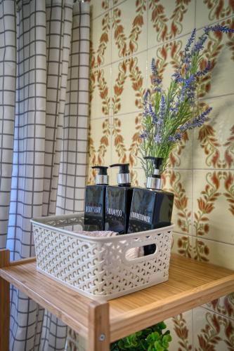 Terrace Charming Century Apartment