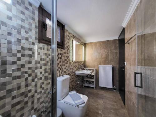 Ένα μπάνιο στο villa agnanti 'Marina'