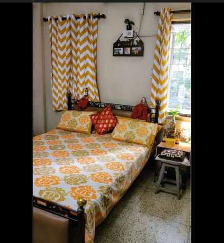 Postel nebo postele na pokoji v ubytování Murali Manohar homestay