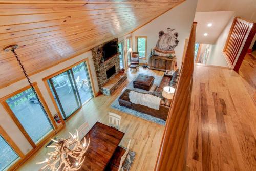 an overhead view of a living room with a fireplace at Paws A While in Blowing Rock