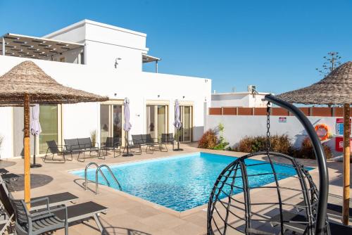 AeroHill Suites Near Athens Airport By SEM