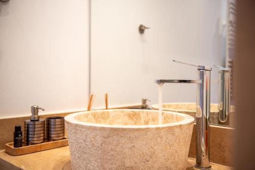 Ένα μπάνιο στο Green Hill Suites FREE Shuttle From And To Athens Airport