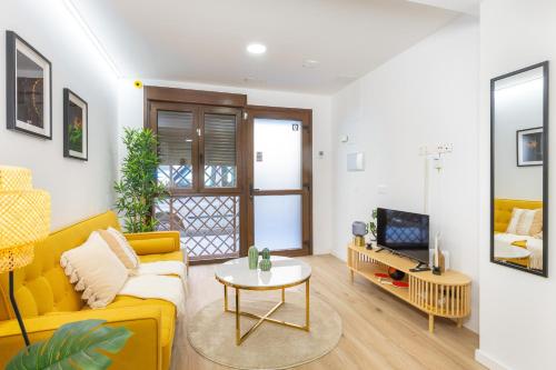Casa Girasol - Spacious Stay Near Valencia Center