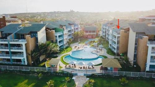 Bazén v ubytování COBERTURA DUPLEX, 5 qtos, jacuzzi, vista mar, piscinas - terra maris nebo v jeho okolí