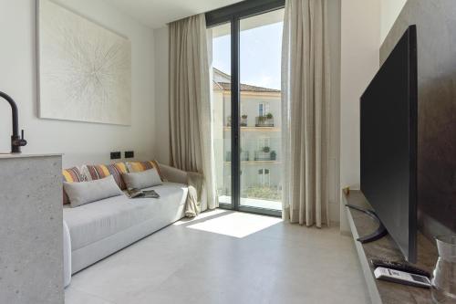 Magnificent Renovated Terrace Duplex 2hab 2baths