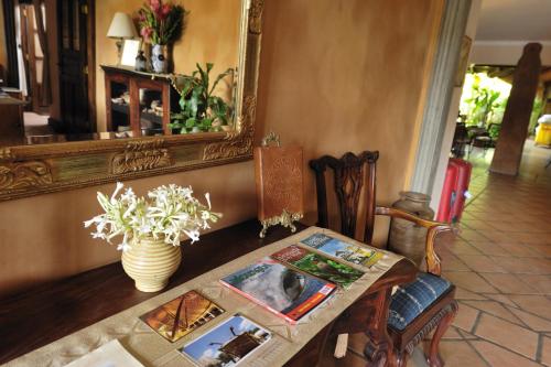 Hotel Los Robles, Managua, Nicaraguaにあるシーティングエリア