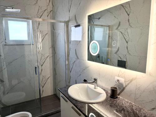 Bany a SUNSET APARTMENT