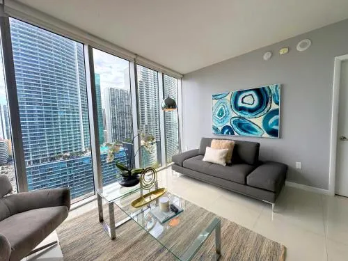 Luxury Living in Brickell - Stunning City Views photo 1