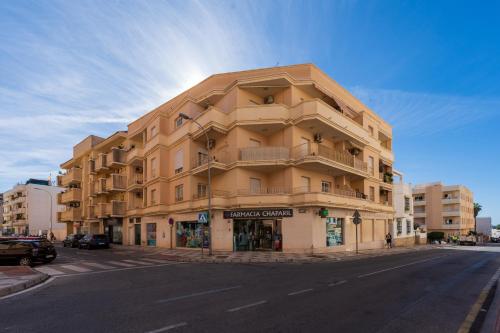 Torrecilla Urban Beach - Modern Apartment with Rooftop Pool