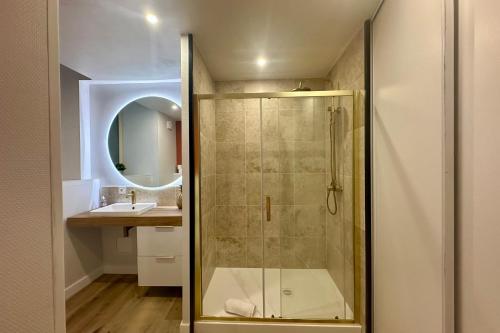 Koupelna v ubytování Casa Jaubertie -Cosy & Chaleureux T2 -Hyper centre