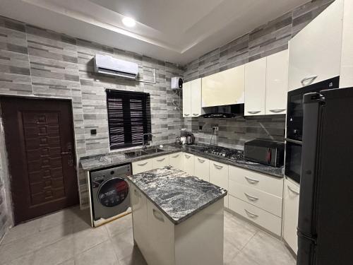 Η κουζίνα ή μικρή κουζίνα στο City Escape