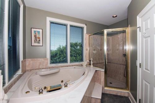 Ένα μπάνιο στο Moonrise Point