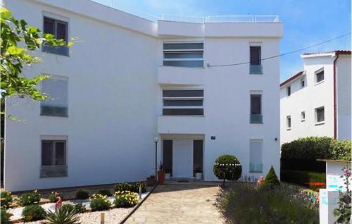 Stunning Apartment In Pirovac With House Sea View