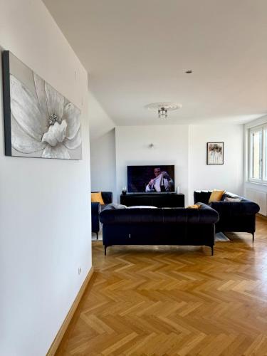 Vienna Crown Penthouse-Rathaus View