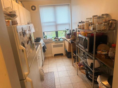 Una cocina o zona de cocina en Large one bedroom apartment