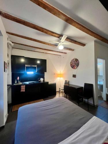 Charming Ringhiera Studio