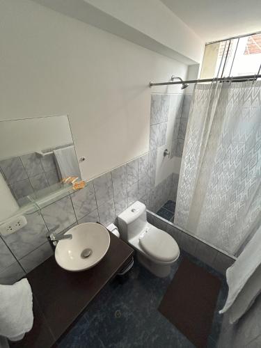 Dream Place Trujillo tesisinde bir banyo