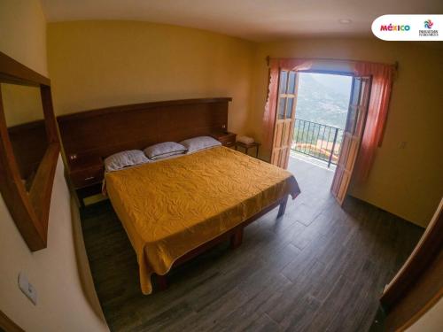 Foto dalla galleria di Hotel Las Brisas a Pahuatlán del Valle