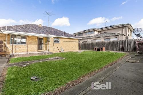 Budova, kde se prázdninový dům nachází