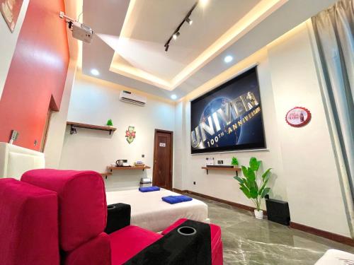 Sky Hotel - Cinema rooms & Apartments - Free laundry