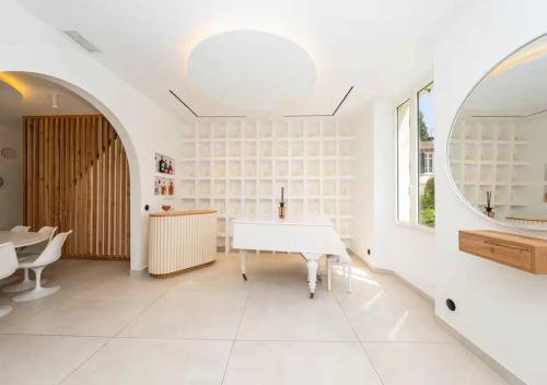 Villa Rosoliel - 250 m2 avec piscine, sauna et terrasse panoramique - Centre ville à 10 minutes à pieds