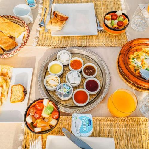 Φαγητό σε οργανωμένο κάμπινγκ ή κάπου εκεί κοντά