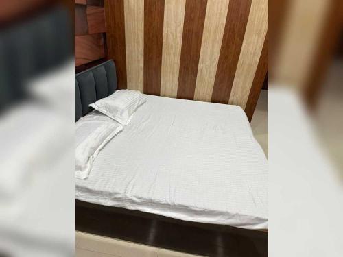 Postel nebo postele na pokoji v ubytování SPOT ON The Yeble Hotel And Restaurant