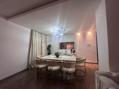 Φωτογραφία από το άλμπουμ του Home Love and Laughter σε Catembe