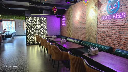 Posezení v ubytování HOTEL OAK PLAZA - 1KM Connaught Place