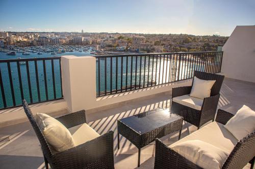 Μπαλκόνι ή βεράντα στο Seaview Sunset Court