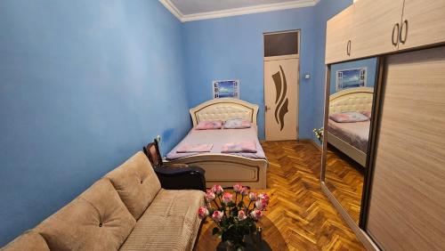 Кровать или кровати в номере KAR & SON guesthouse