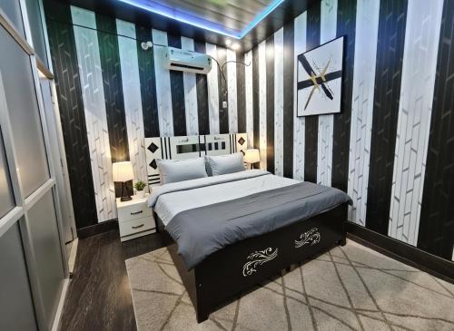 Postel nebo postele na pokoji v ubytování Navya Kuti Resorts & Hotel