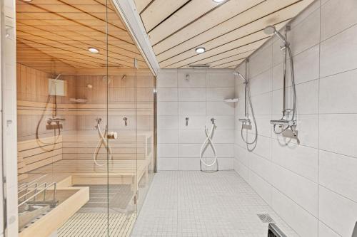 Koupelna v ubytování Tonbach 70 - Schwimmbad, Sauna, Solarium, Balkon