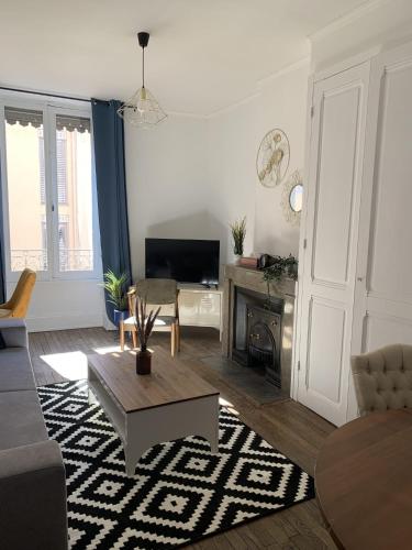 Et tv og/eller underholdning på Le cosy Flachet