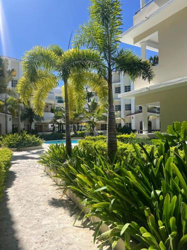 Tu refugio en Los Corales Punta Cana, wifi rápido y piscina