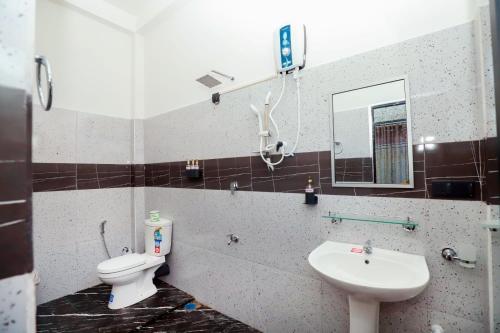 Ένα μπάνιο στο Lisa Homestay Yala