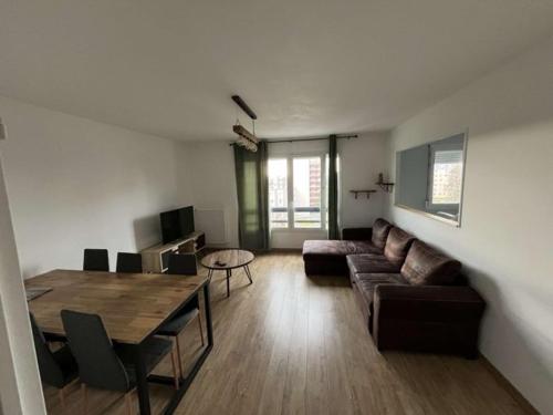 Appartement spacieux 4 personnes sixième