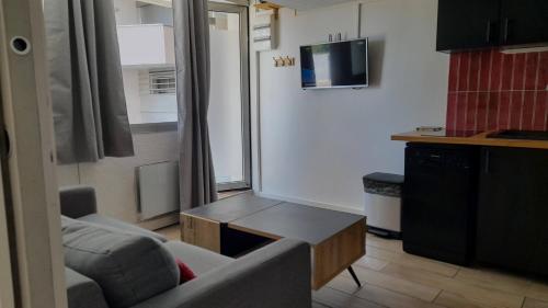 Marius, 3 ch, parking, Tram Croix d'argent au pied, Sleep-in-Montpellier