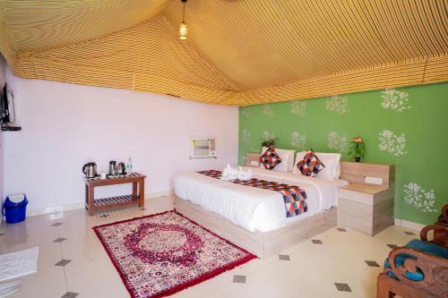 Posezení v ubytování Royaal Exotic Family Luxry Resort And Camp