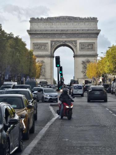 Champs Élysées - Prestigious 1BR - Sleeps 5
