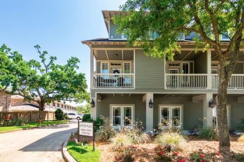 Imagen de la galería de Spacious 1 bed / 15 bath for TDY Rentals!!, en Ocean Springs