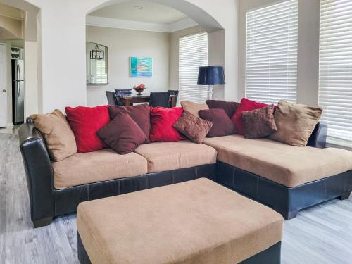 Χώρος καθιστικού στο Legacy Villa 506 - 2 bedroom 2 bath with garage in beachside neighborhood