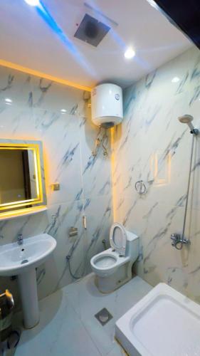 Ένα μπάνιο στο منتجع سيني لاند 3