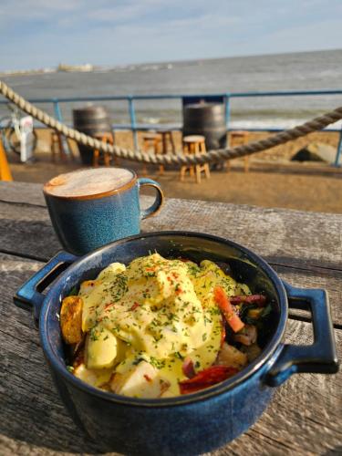 Φαγητό σε αυτή η παραθεριστική κατοικία ή κάπου εκεί κοντά