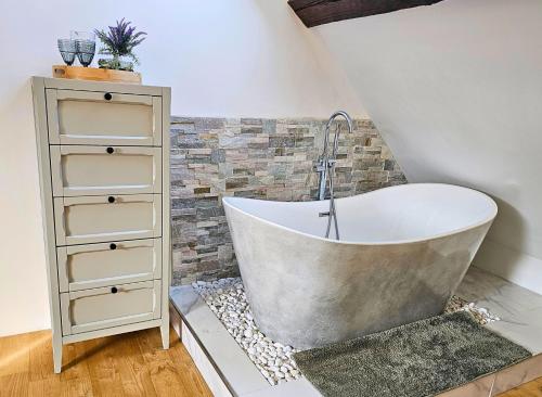 Ένα μπάνιο στο Le Cocon - Domaine du Vertendre