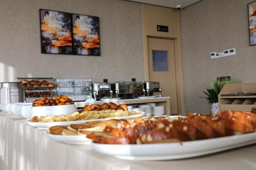 Jídlo v hotelu nebo okolí