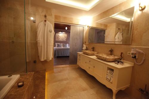 Kúpeľňa v ubytovaní Livia Hotel Ephesus